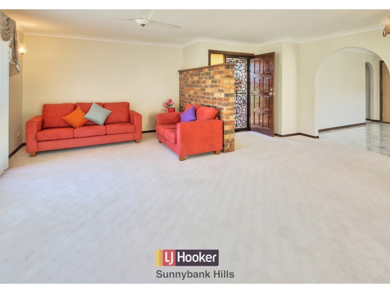 156 Pinelands Road, Sunnybank Hills QLD 4109