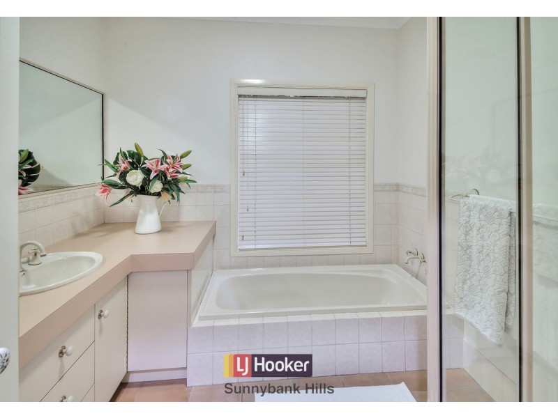 9 Gilgai Close, Parkinson QLD 4115