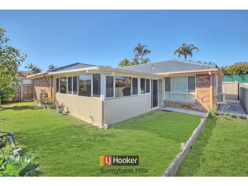 15 Montana Place, Calamvale QLD 4116