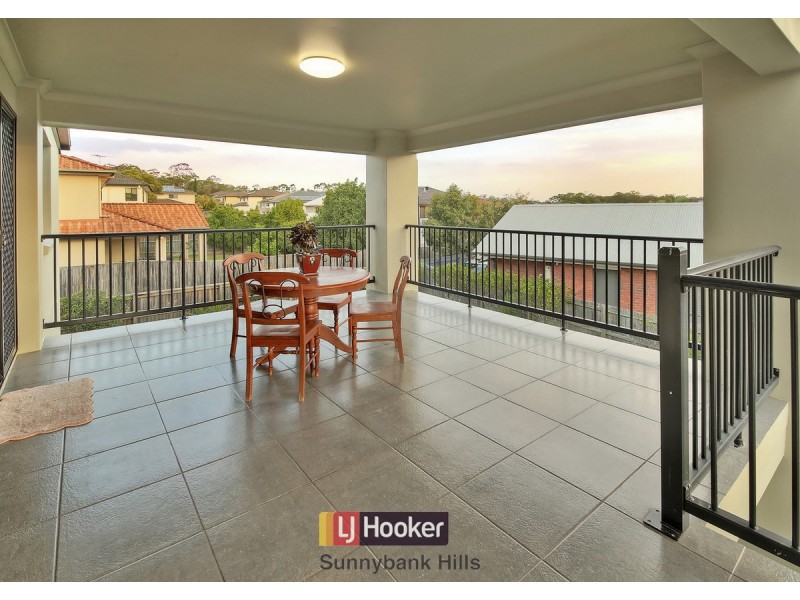 15 Willowleaf Close, Stretton QLD 4116