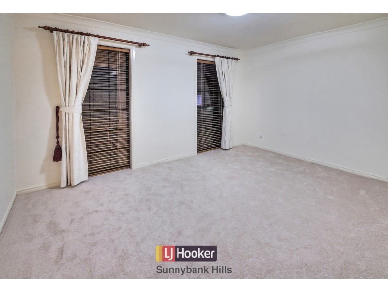 15 Willowleaf Close, Stretton QLD 4116
