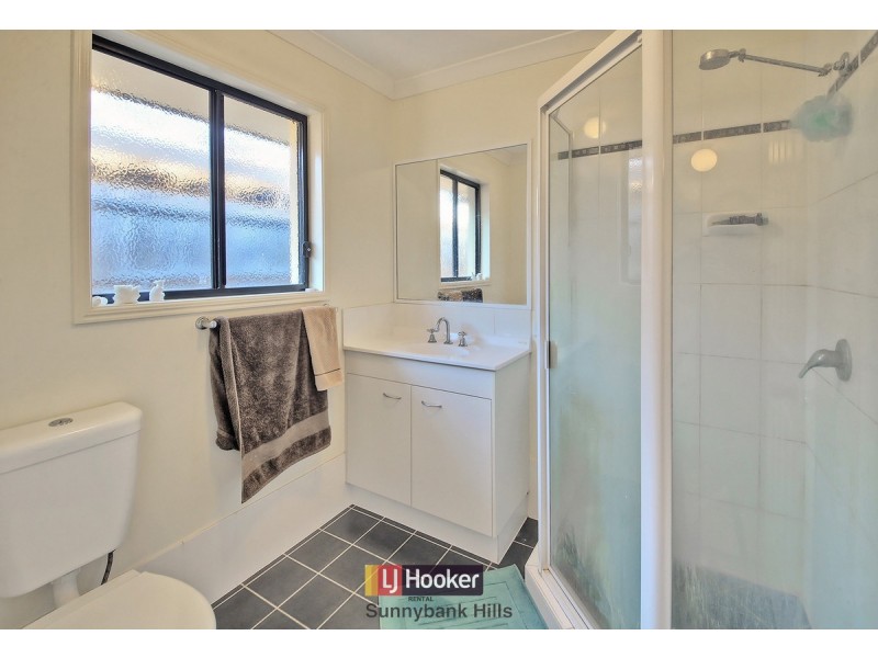 22 Lillydale Place, Calamvale QLD 4116