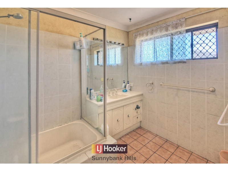 2 Pompadour Street, Sunnybank Hills QLD 4109