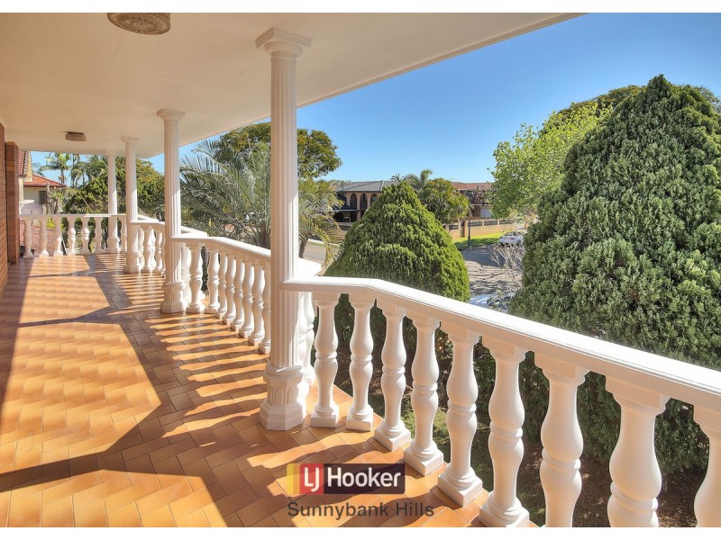 64 Chauvin Street, Robertson QLD 4109