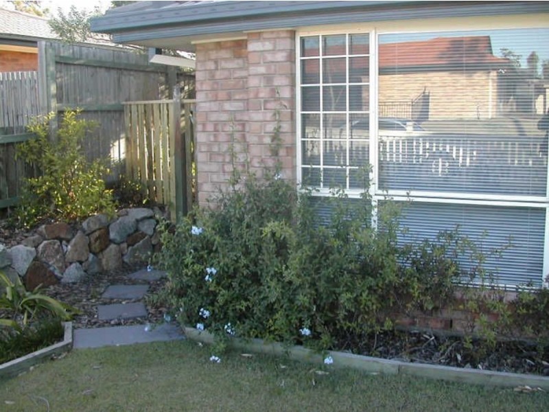 11 Swanbrook Place, Parkinson QLD 4115
