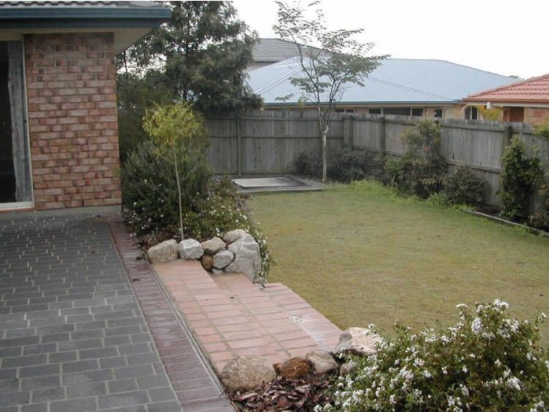 11 Swanbrook Place, Parkinson QLD 4115