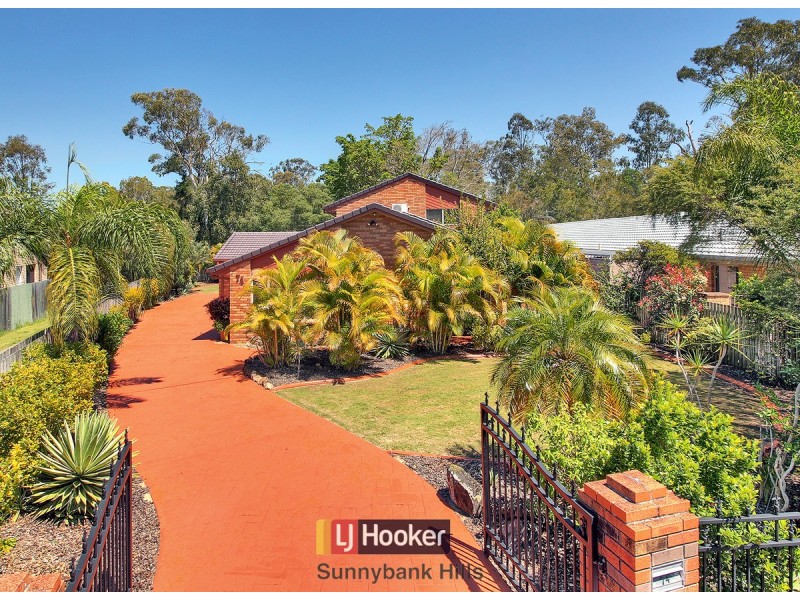 74 Casuarina Crescent, Calamvale QLD 4116