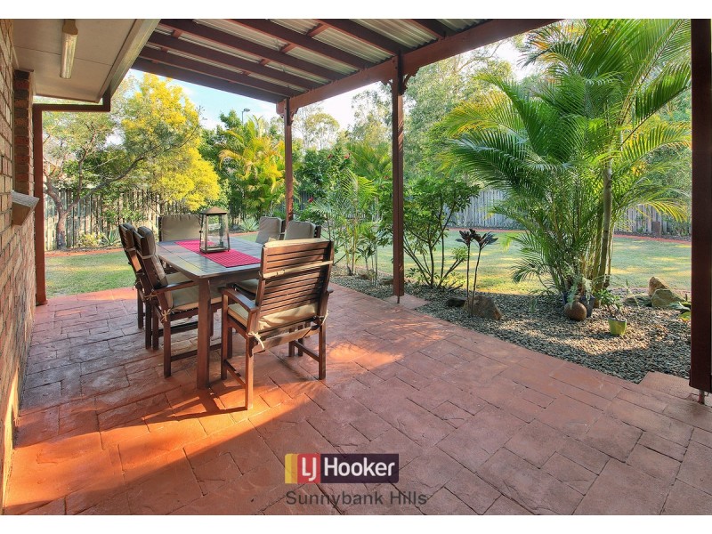 74 Casuarina Crescent, Calamvale QLD 4116