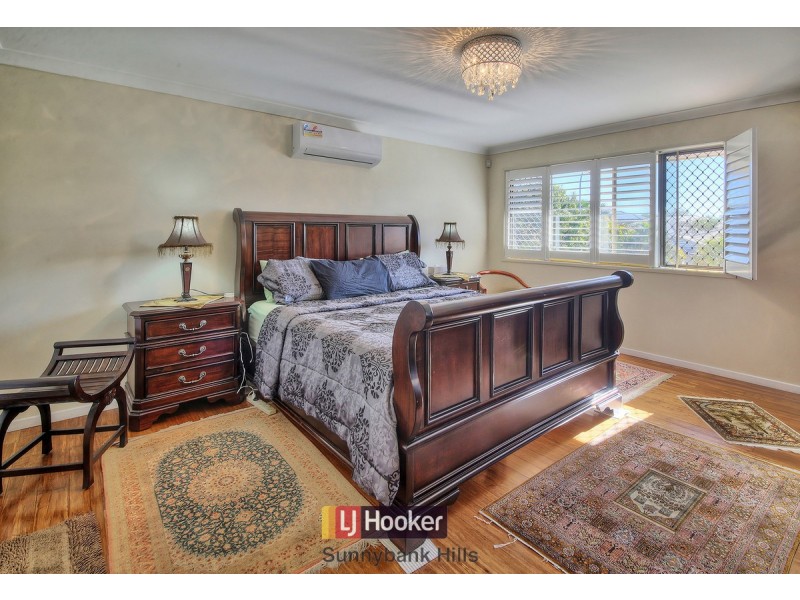 7 Young Place, Runcorn QLD 4113