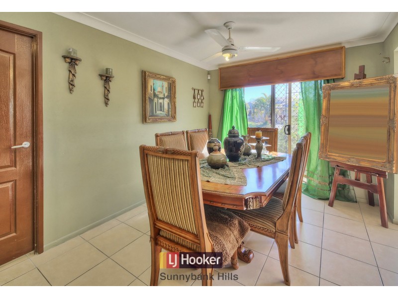 7 Young Place, Runcorn QLD 4113