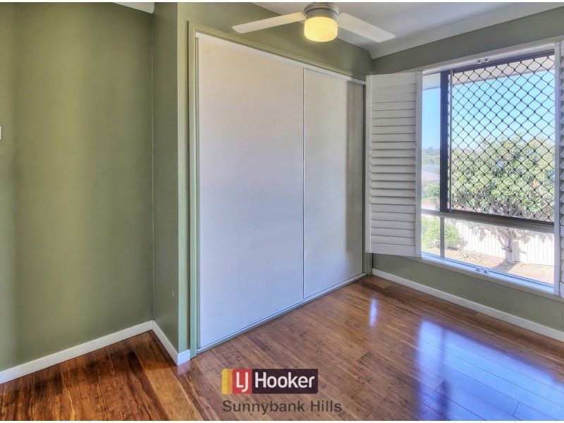 7 Young Place, Runcorn QLD 4113