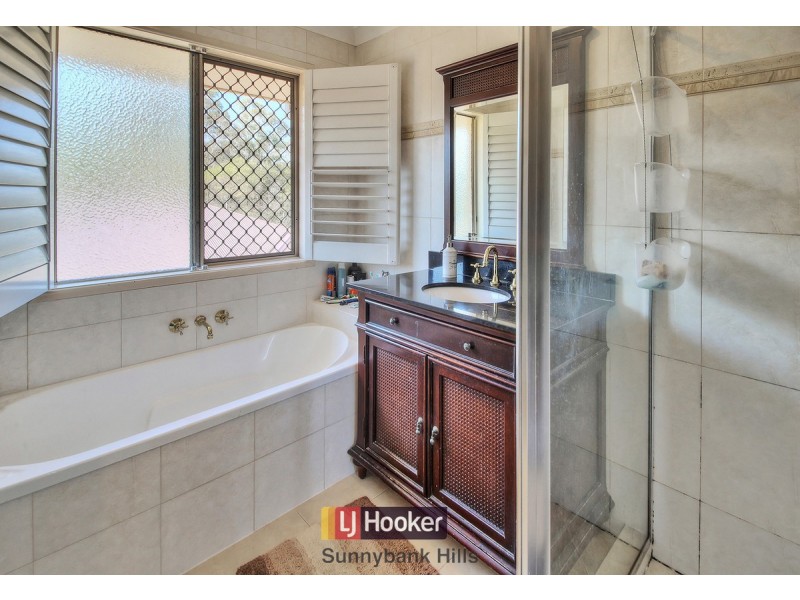 7 Young Place, Runcorn QLD 4113