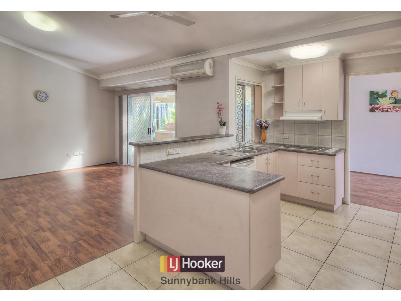 86 Candytuft Place, Calamvale QLD 4116