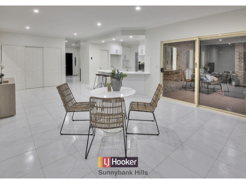 15 Lonsdale Close, Parkinson QLD 4115