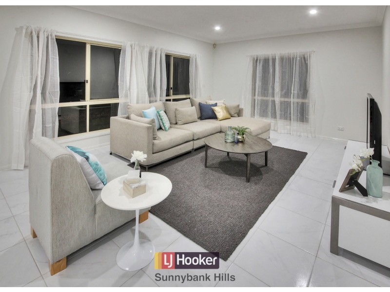 15 Lonsdale Close, Parkinson QLD 4115