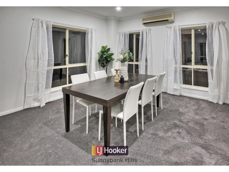 15 Lonsdale Close, Parkinson QLD 4115