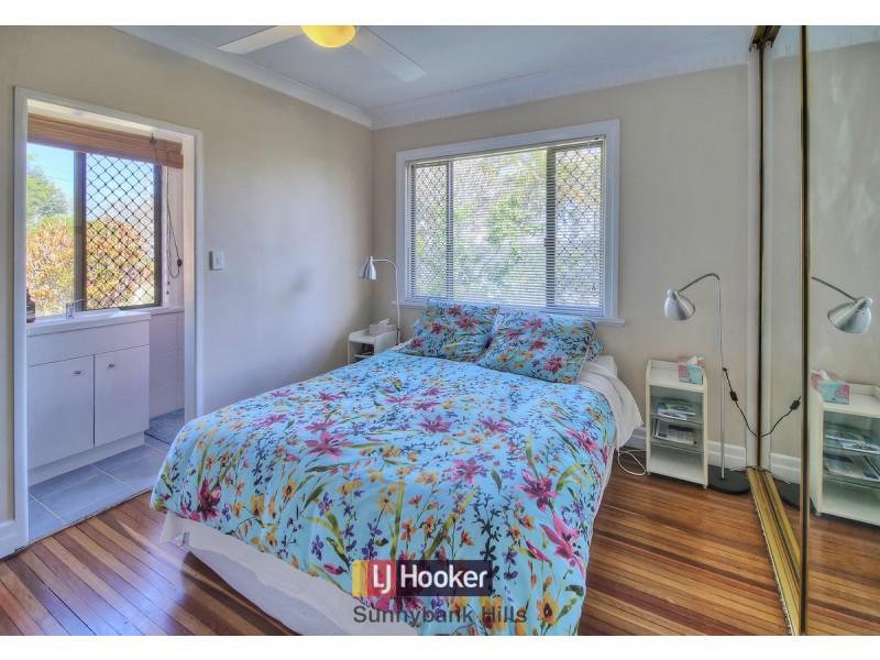 23 Joyce Street, Coopers Plains QLD 4108