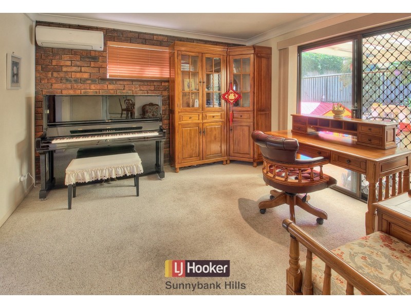 11 Firelight Street, Sunnybank Hills QLD 4109