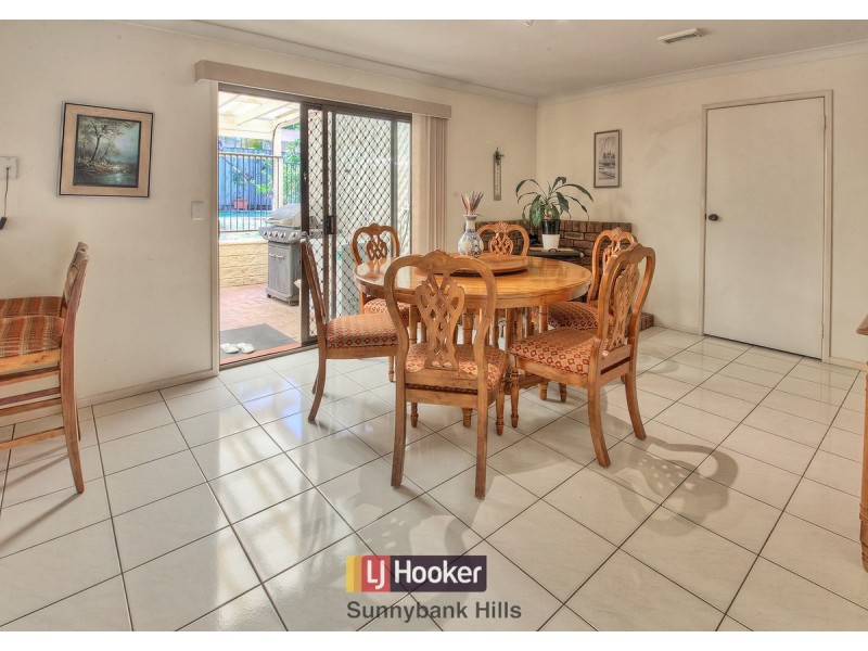 11 Firelight Street, Sunnybank Hills QLD 4109