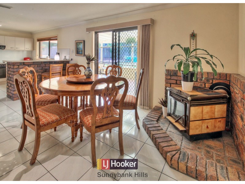 11 Firelight Street, Sunnybank Hills QLD 4109