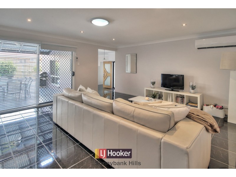 38 Raincliffe Place, Calamvale QLD 4116