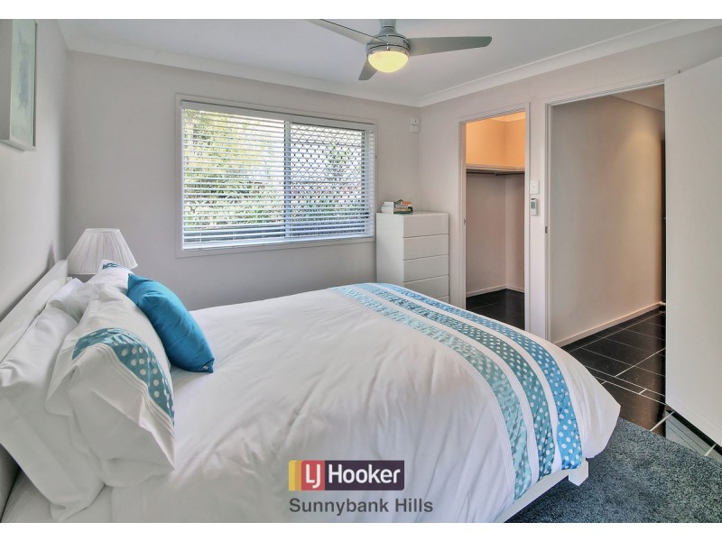 38 Raincliffe Place, Calamvale QLD 4116
