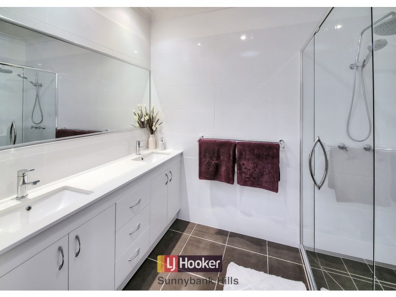 38 Raincliffe Place, Calamvale QLD 4116