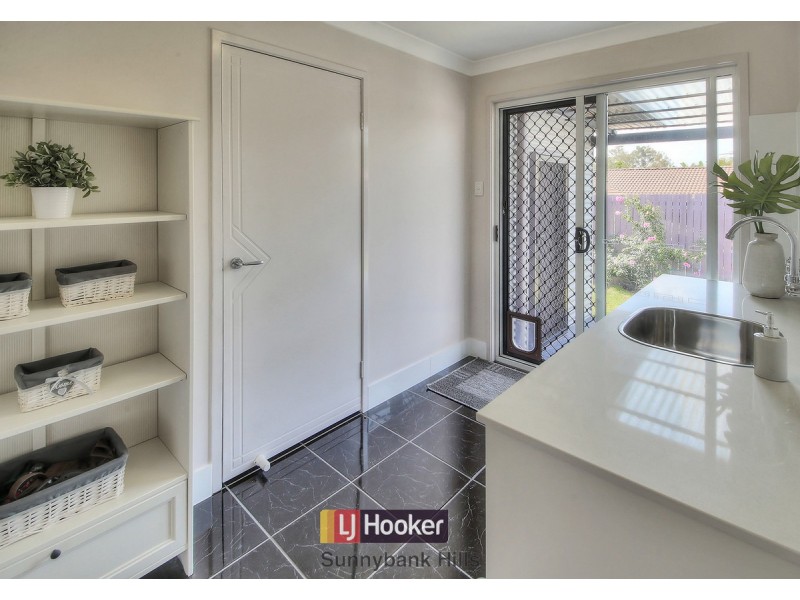 38 Raincliffe Place, Calamvale QLD 4116