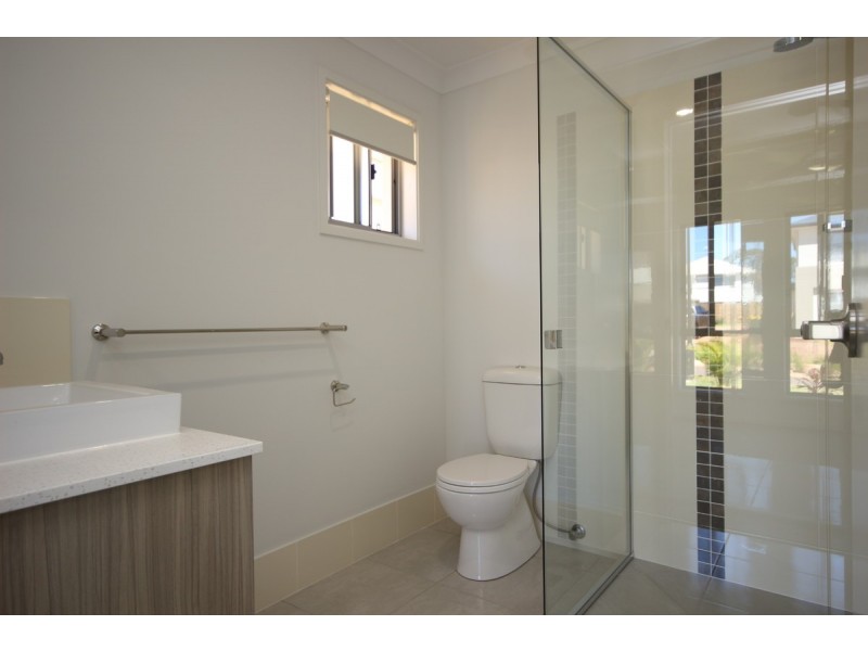 11 Dell Street, Rochedale QLD 4123