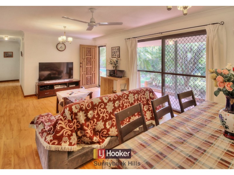 84 Ervatamia Street, Runcorn QLD 4113