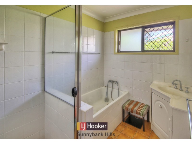 84 Ervatamia Street, Runcorn QLD 4113