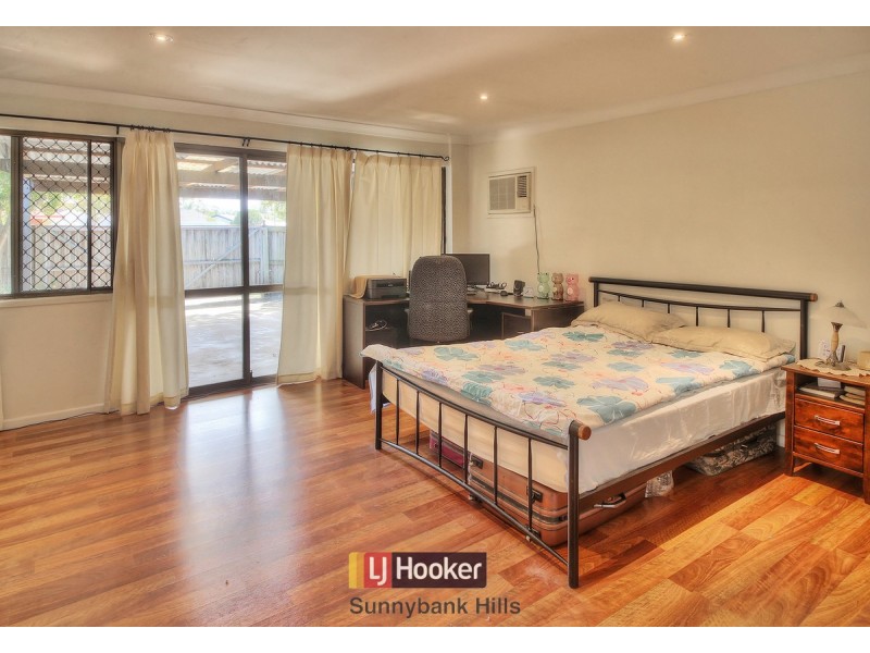 84 Ervatamia Street, Runcorn QLD 4113