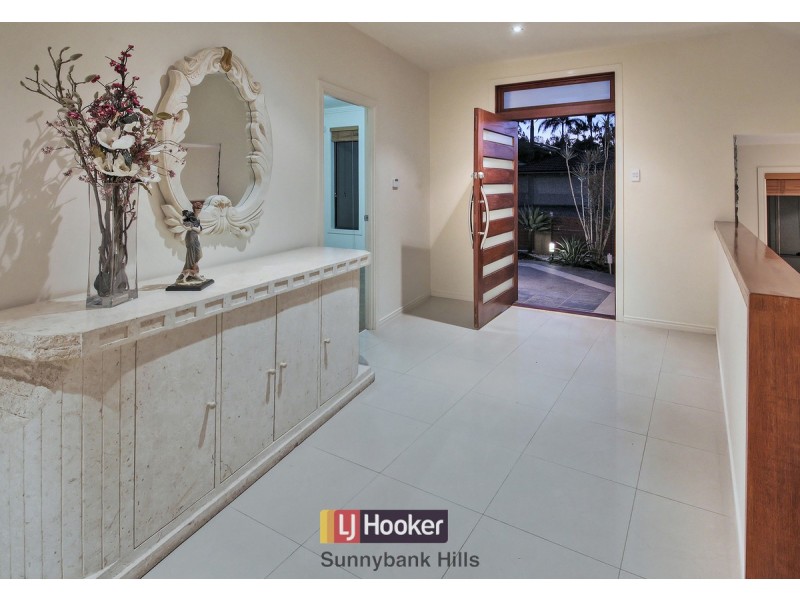 7 Avonlea Place, Eight Mile Plains QLD 4113