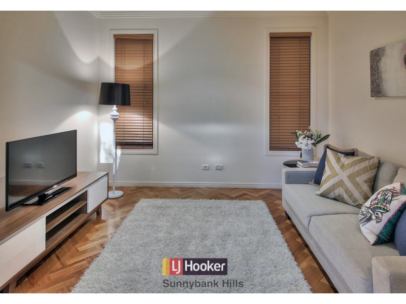 7 Avonlea Place, Eight Mile Plains QLD 4113