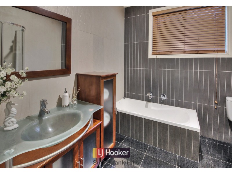 7 Avonlea Place, Eight Mile Plains QLD 4113