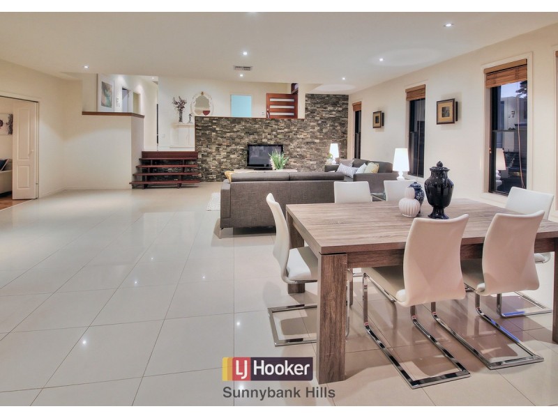 7 Avonlea Place, Eight Mile Plains QLD 4113