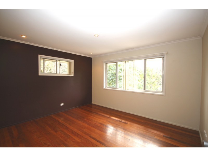 32 Sheridan Crescent, Shailer Park QLD 4128