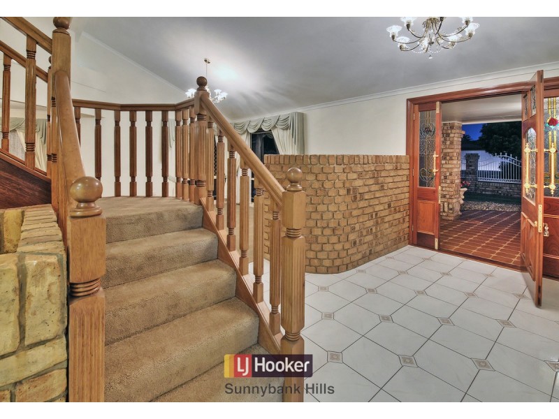 17 Golden Avenue, Calamvale QLD 4116