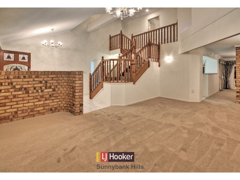 17 Golden Avenue, Calamvale QLD 4116