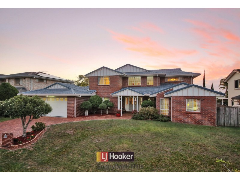 11 Poinciana Crescent, Stretton QLD 4116