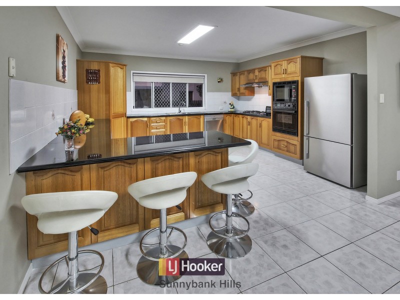 11 Poinciana Crescent, Stretton QLD 4116