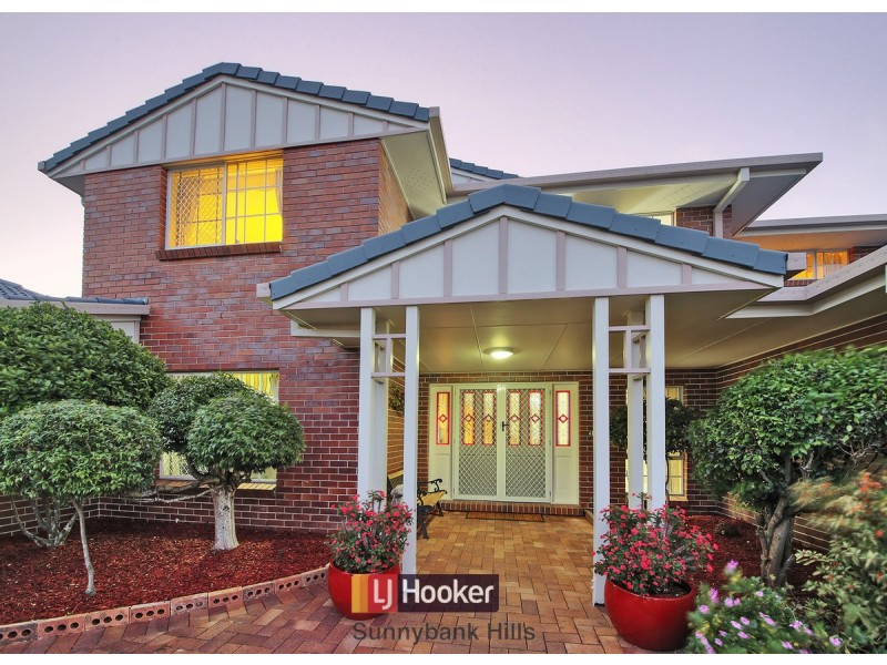 11 Poinciana Crescent, Stretton QLD 4116