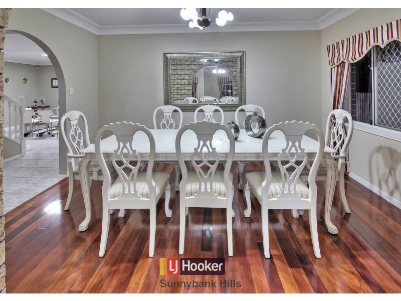 11 Poinciana Crescent, Stretton QLD 4116