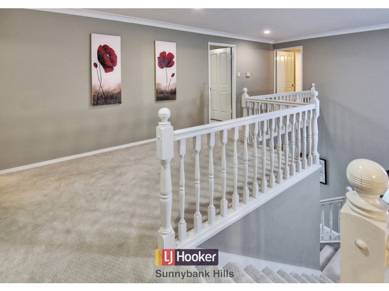 11 Poinciana Crescent, Stretton QLD 4116