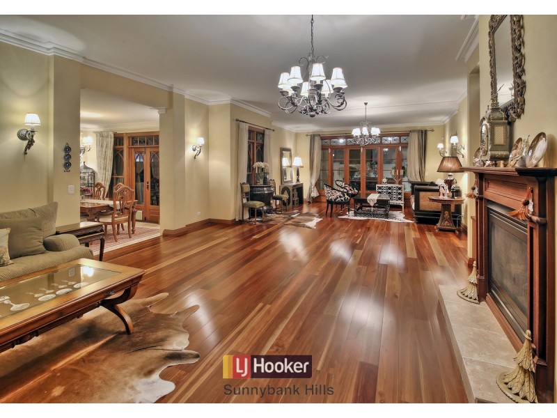 60 Dandelion Street, Eight Mile Plains QLD 4113