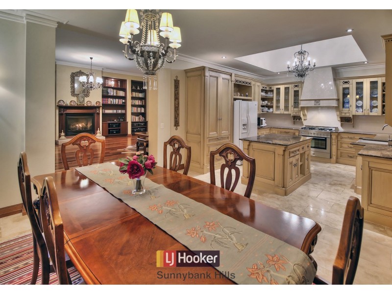 60 Dandelion Street, Eight Mile Plains QLD 4113