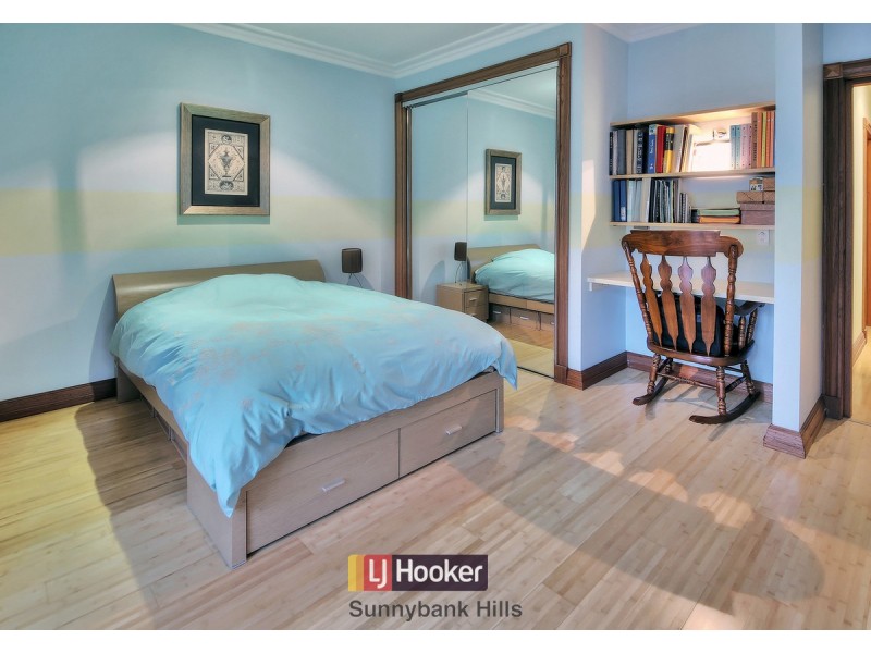 60 Dandelion Street, Eight Mile Plains QLD 4113