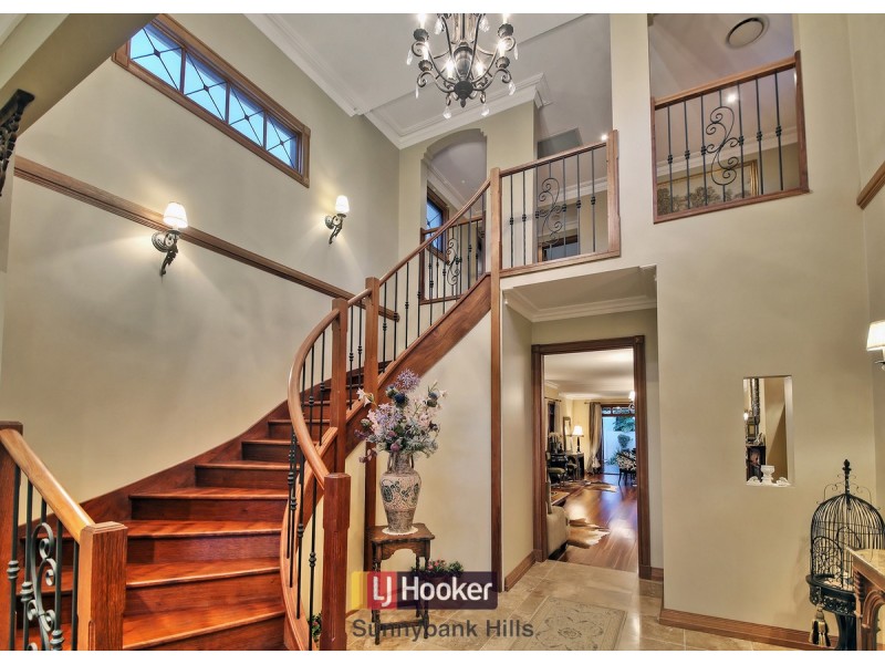 60 Dandelion Street, Eight Mile Plains QLD 4113