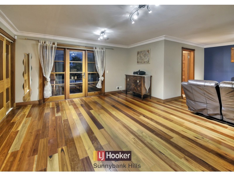 60 Dandelion Street, Eight Mile Plains QLD 4113