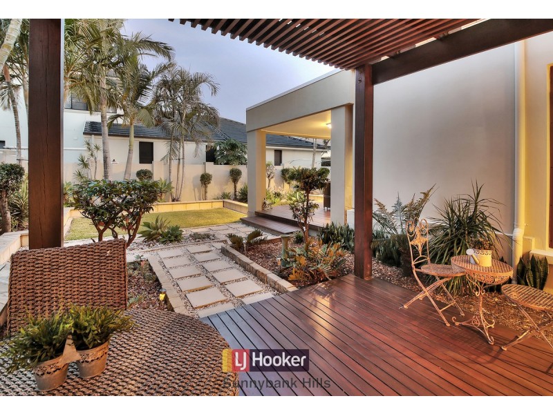 60 Dandelion Street, Eight Mile Plains QLD 4113